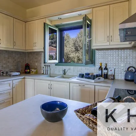 Elaionas 1 Experiencing Nature's Tranquility! فيلة *